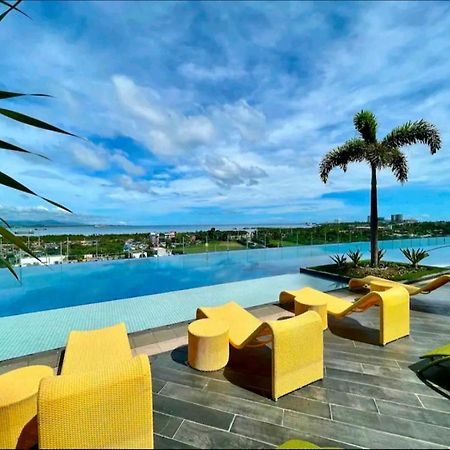Mactan Newtown Condo With Pool Access Мактан Экстерьер фото