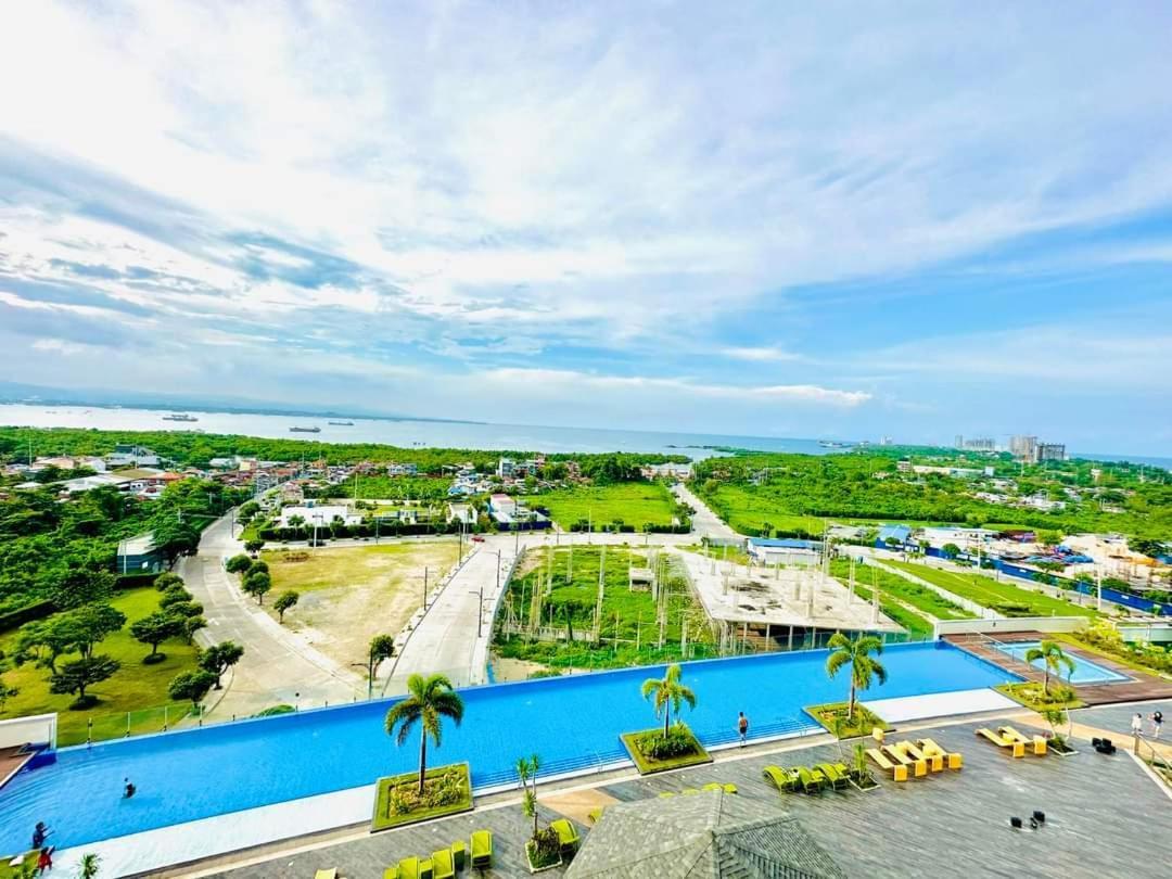 Mactan Newtown Condo With Pool Access Мактан Экстерьер фото
